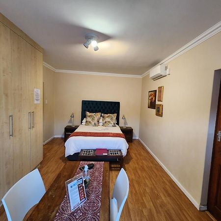 Jenvey House Selfcatering Apartments & Bnb Port Elizabeth Dış mekan fotoğraf