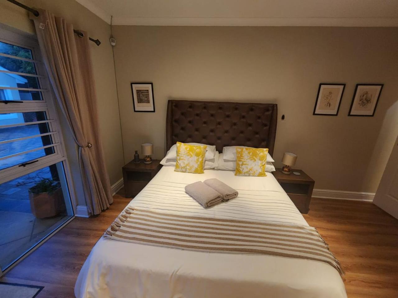 Jenvey House Selfcatering Apartments & Bnb Port Elizabeth Dış mekan fotoğraf