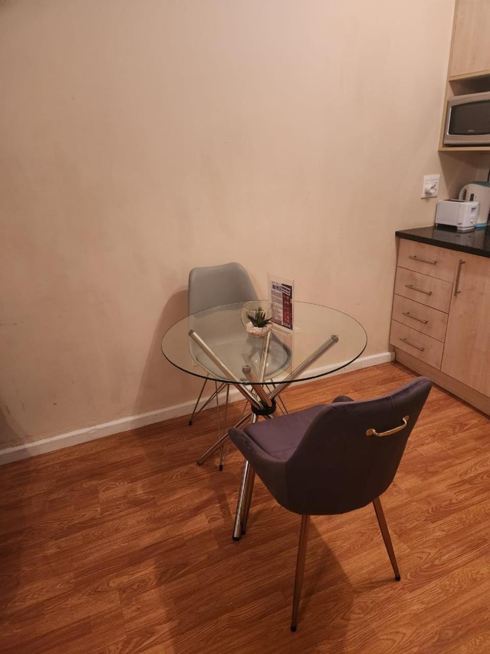Jenvey House Selfcatering Apartments & Bnb Port Elizabeth Dış mekan fotoğraf